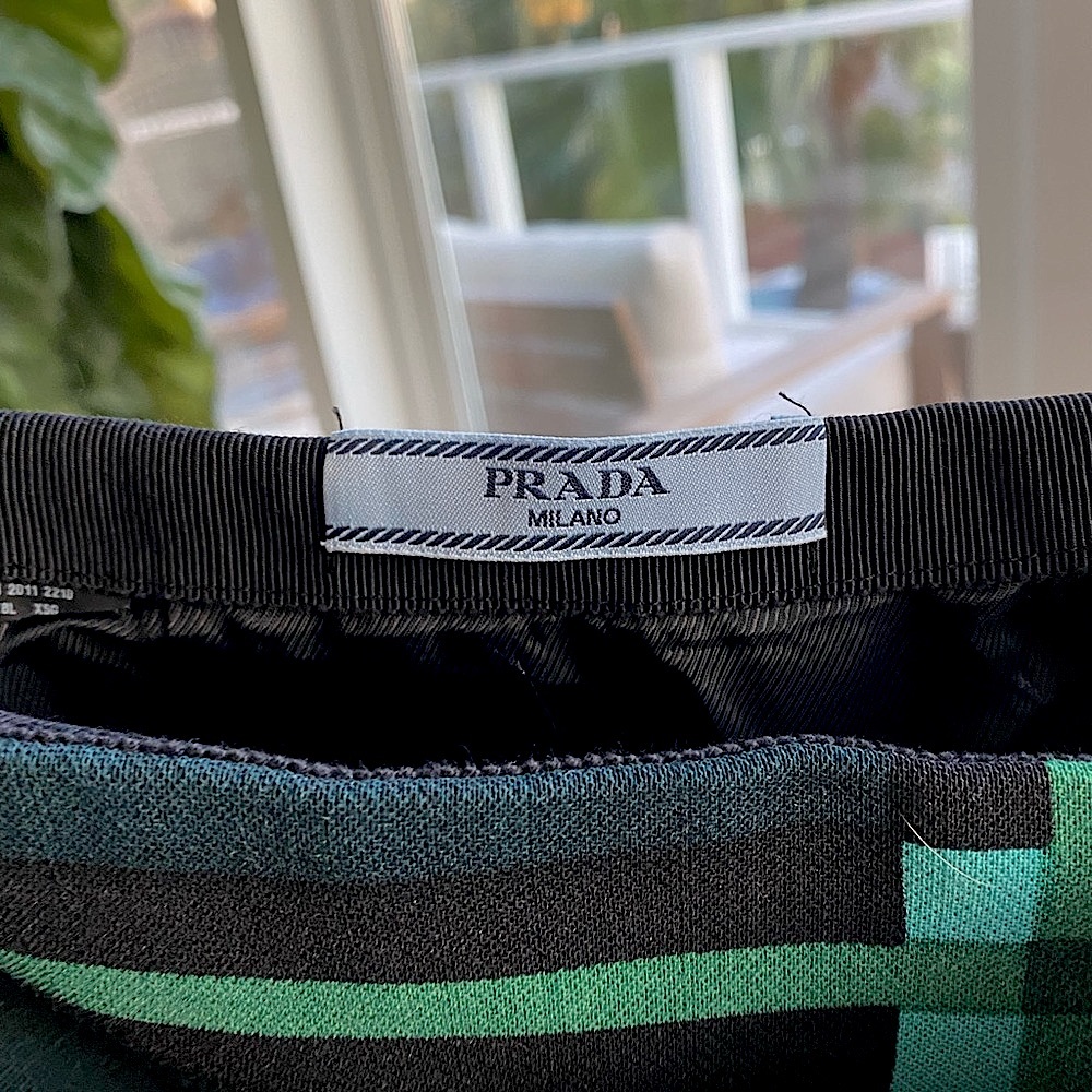 Prada block color a-line skirt. - Picture 2 of 7